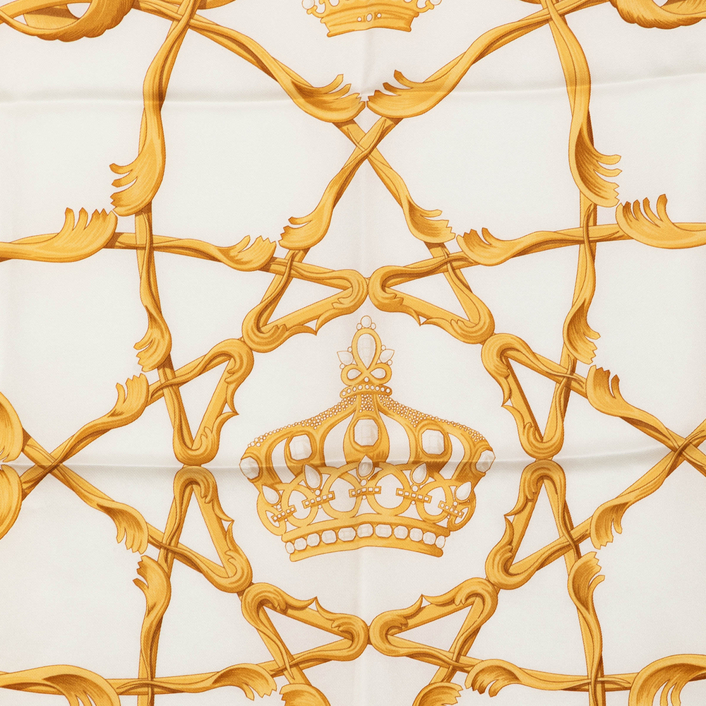 Pre-Loved Hermes Couronnes Silk Scarf 90 - Picture 2 of 6